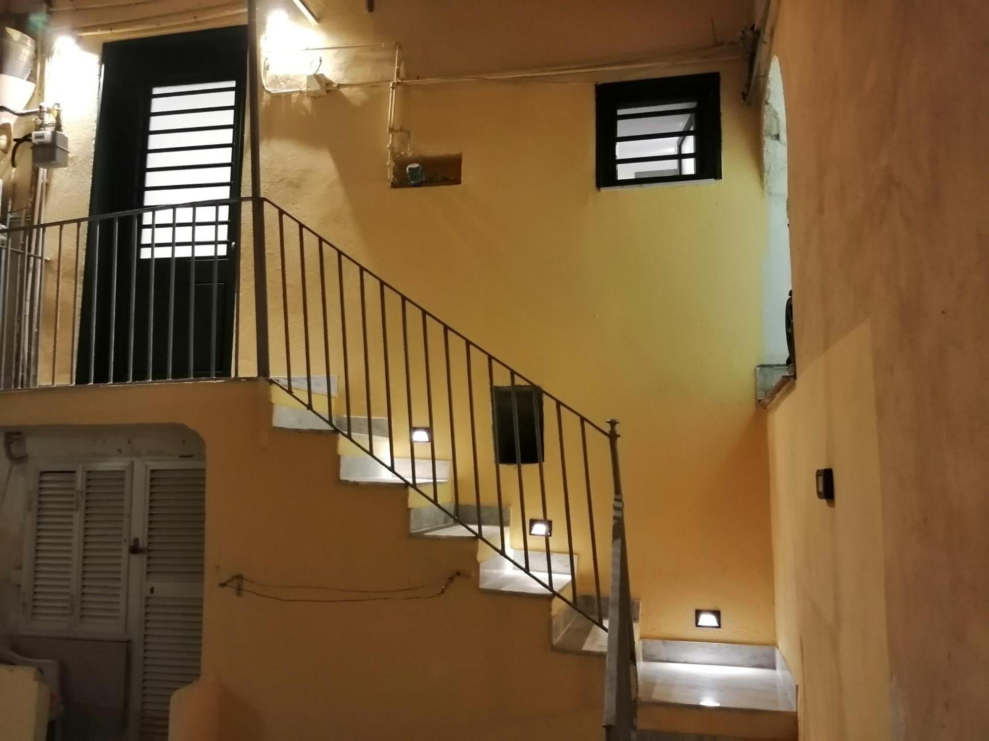 דירות נאפולי Casa Degli Scalzi 43 מראה חיצוני תמונה